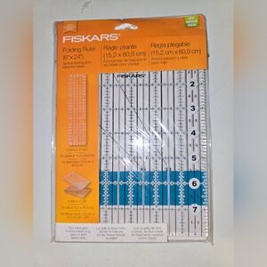 Fiskars Folding Ruler (6X24) Space Saver Two Tone Grid for Light/Dark Fabric